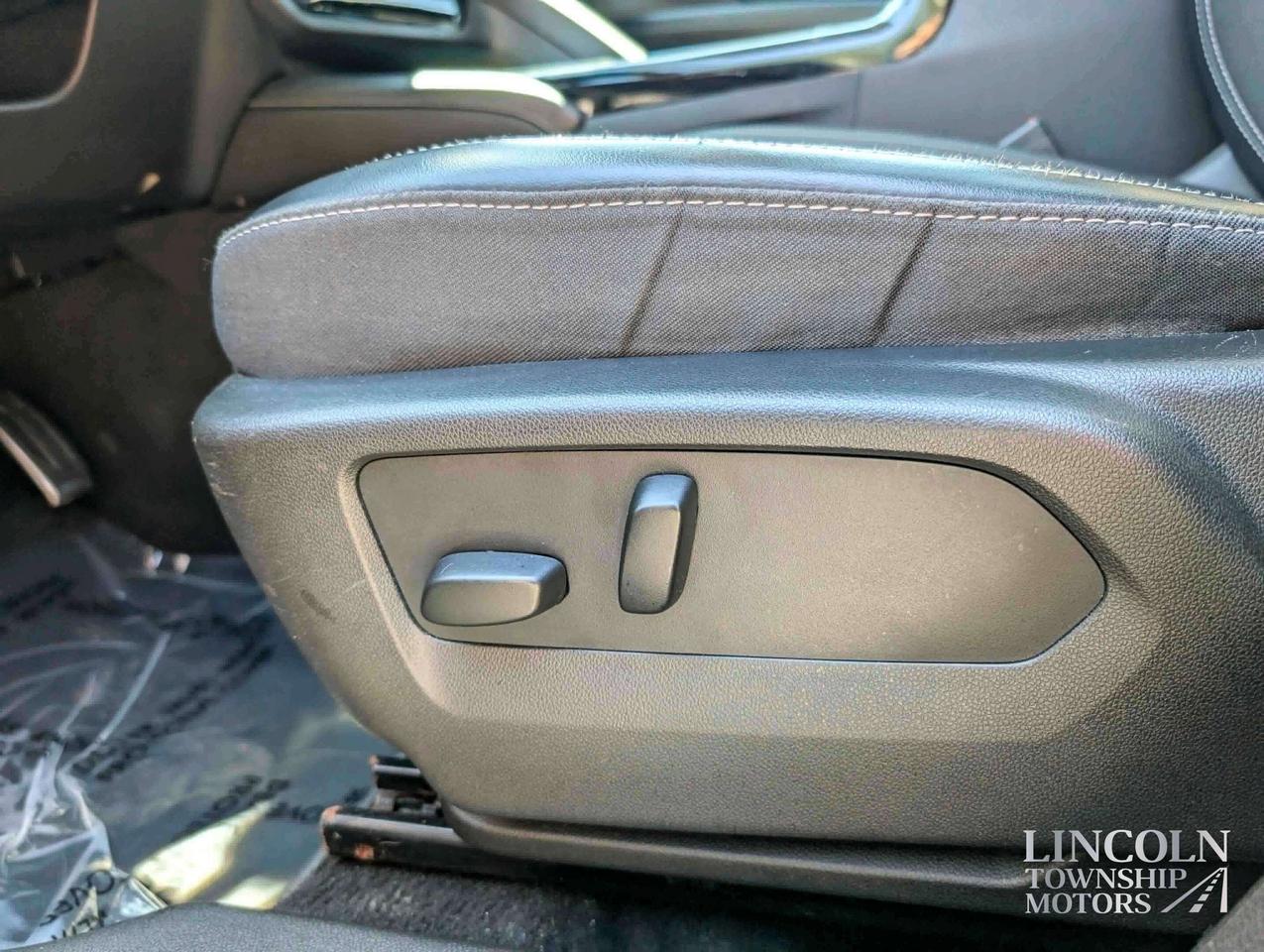 2022 Buick Envision Preferred-CLEAN CARFAX, RMT START, NAV, AWD & MORE Photo