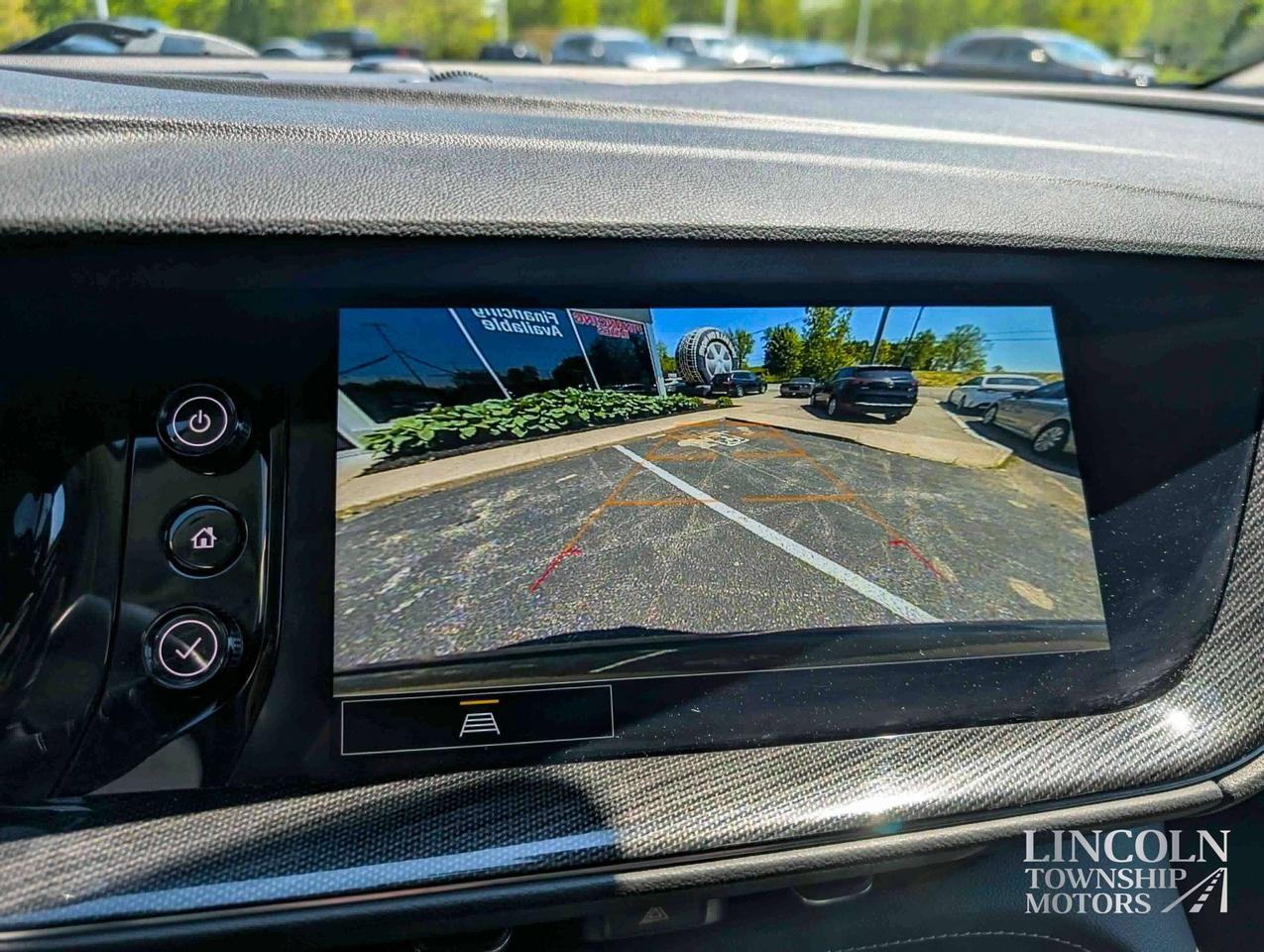2022 Buick Envision Preferred-CLEAN CARFAX, RMT START, NAV, AWD & MORE Photo