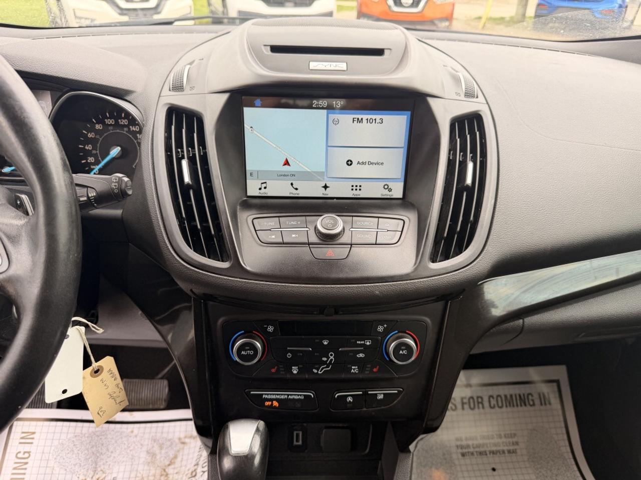 2017 Ford Escape SE   NAV   CAMERA   HTD SEATS Photo