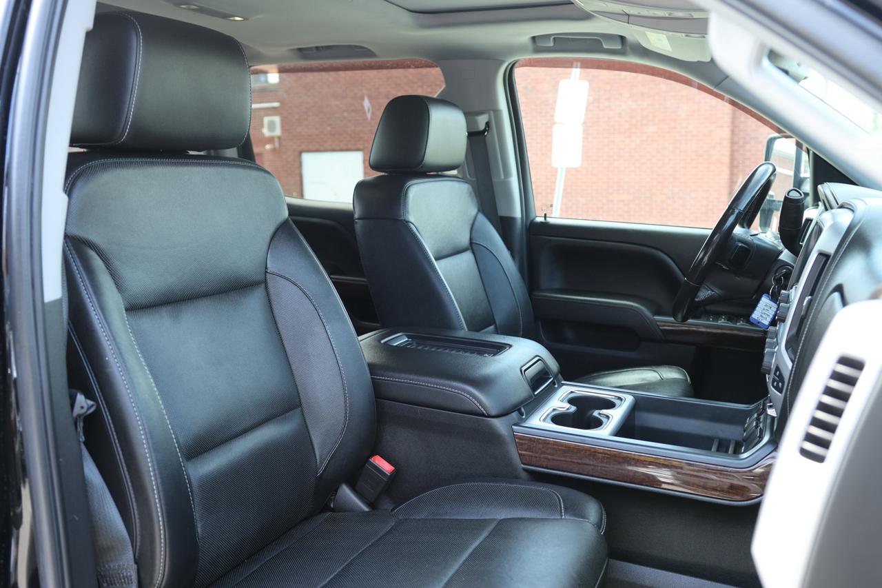 2018 GMC Sierra 1500 SLT-6.2L-4WD-CREW CAB-R STARTER/NAV/LEATHER/H&C SE Photo