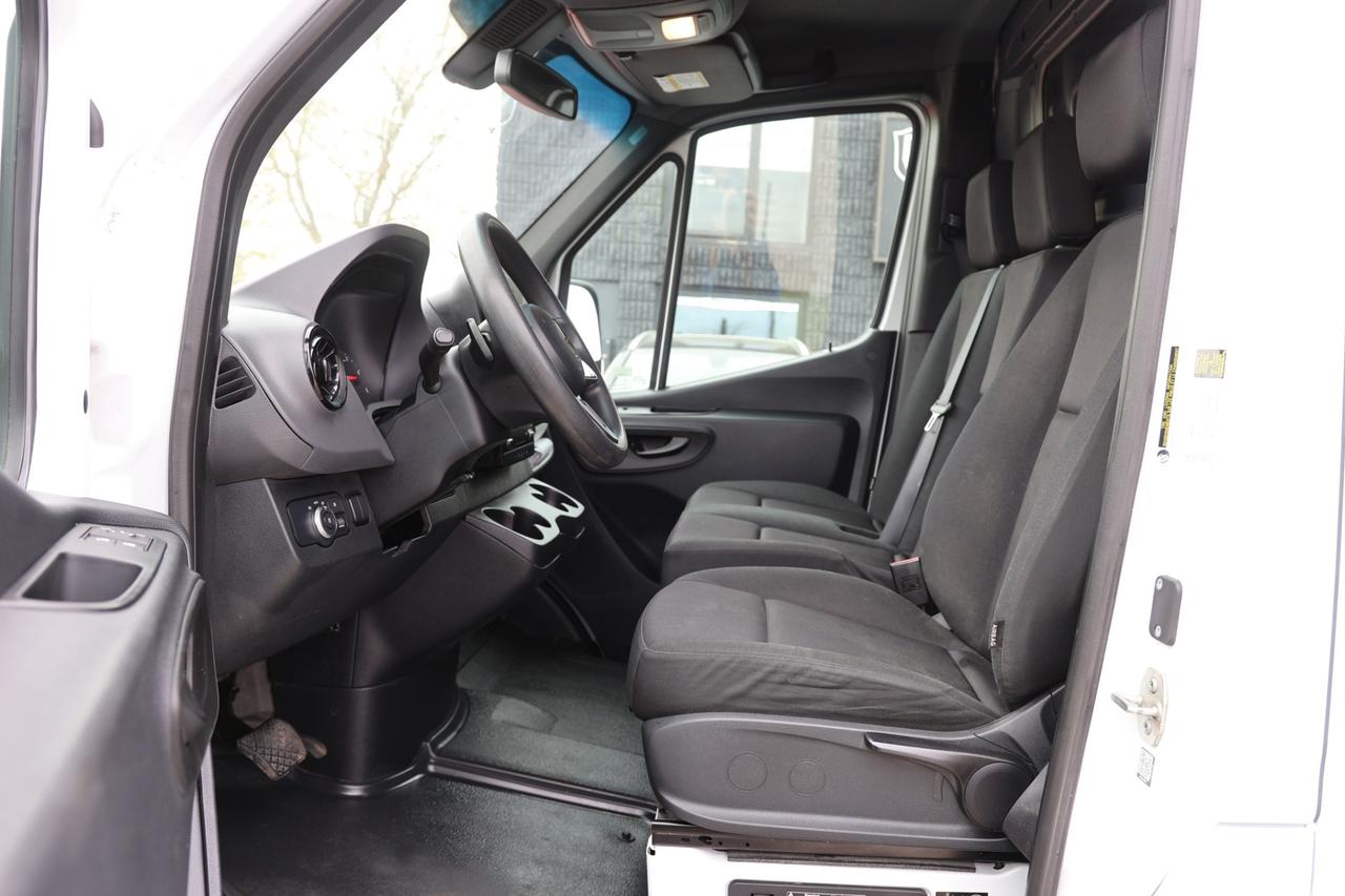 2022 Mercedes-Benz Sprinter Cargo Van 2500-2.0L DIESEL-3PASS/BCAM/PUSH START/CRUISE/P WI Photo