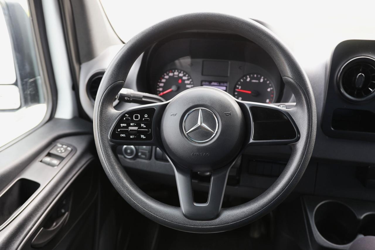 2022 Mercedes-Benz Sprinter Cargo Van 2500-2.0L DIESEL-3PASS/BCAM/PUSH START/CRUISE/P WI Photo