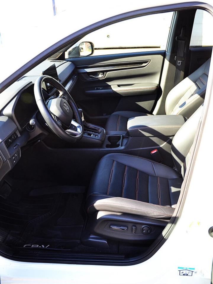 2025 Honda CR-V Hybrid EX-L All-wheel Drive Photo
