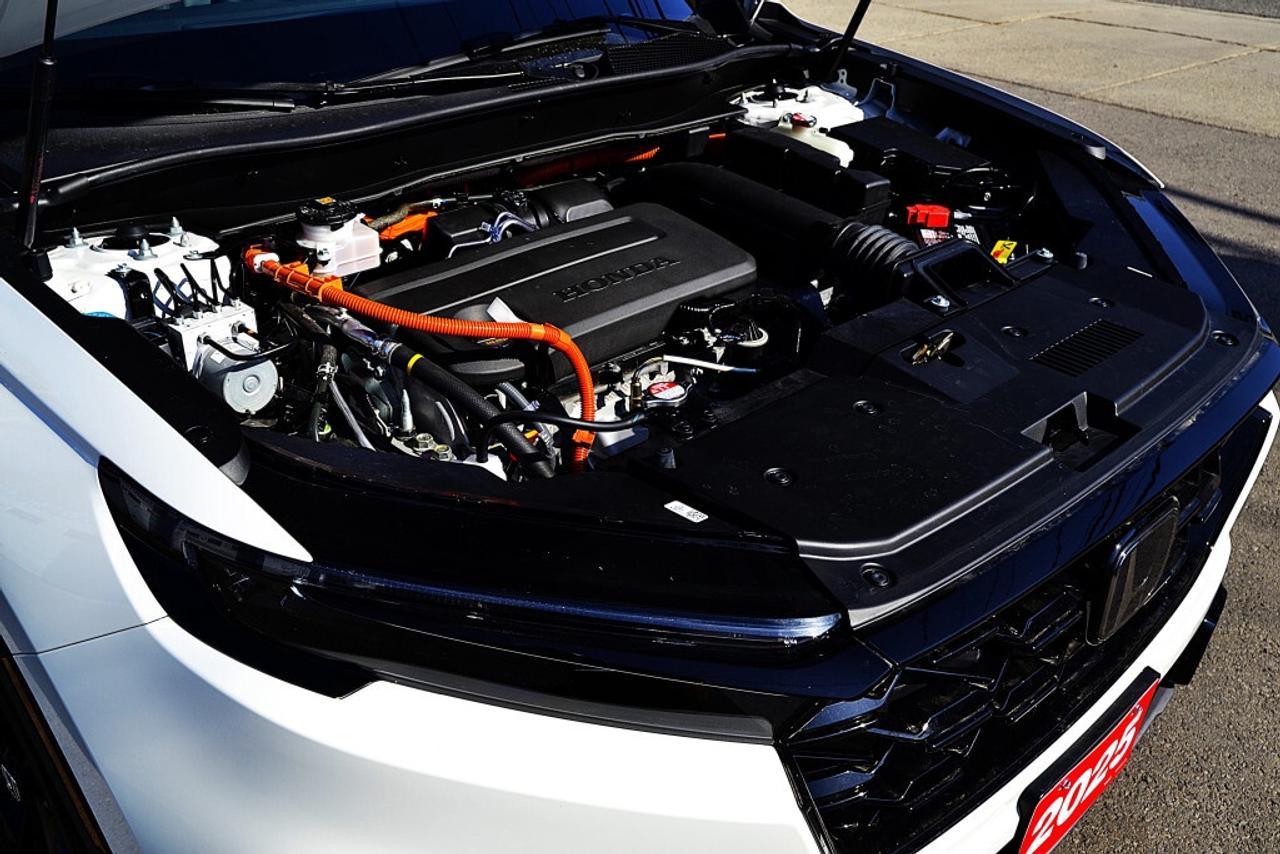 2025 Honda CR-V Hybrid EX-L All-wheel Drive Photo