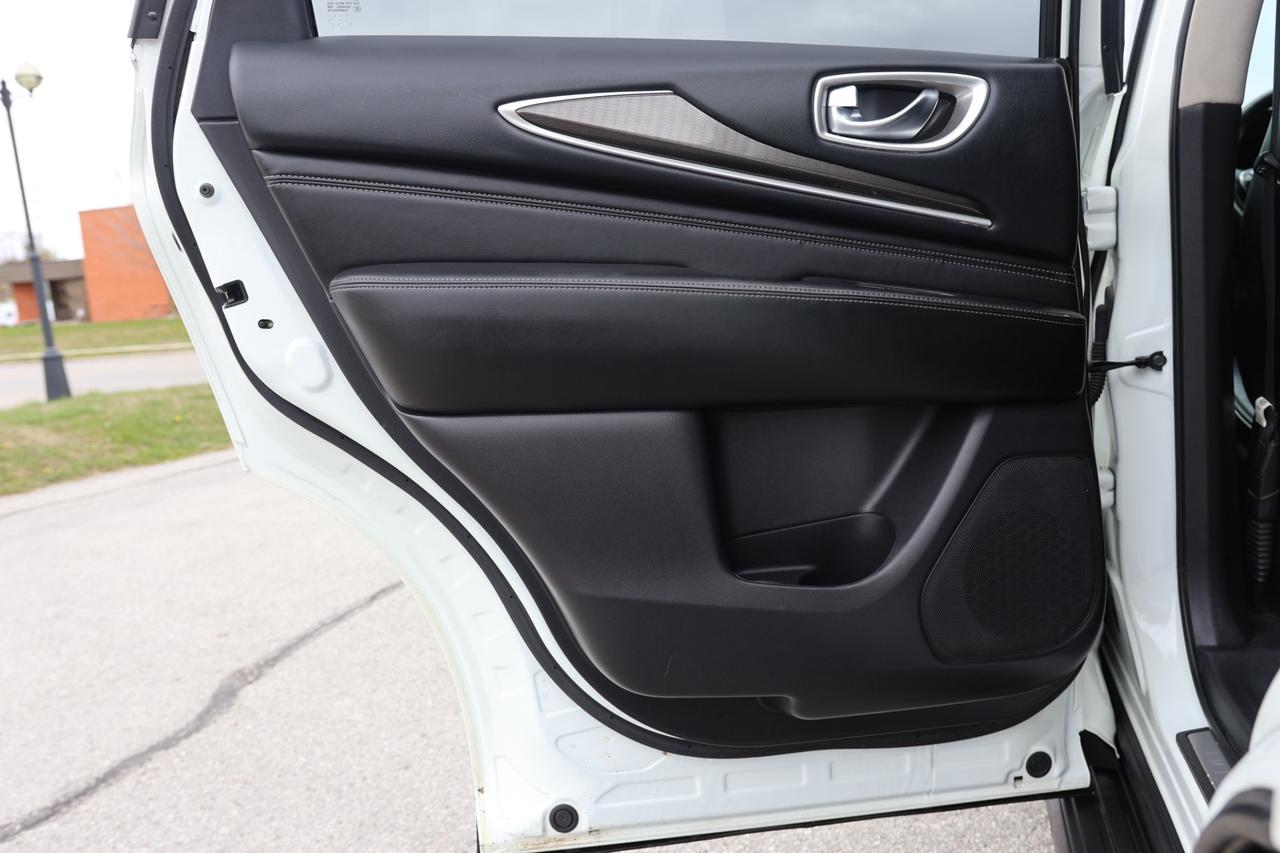 2018 Infiniti QX60 PURE-AWD-7PASS-R STARTER/360 CAM/NAV//LEATHER/P SE Photo