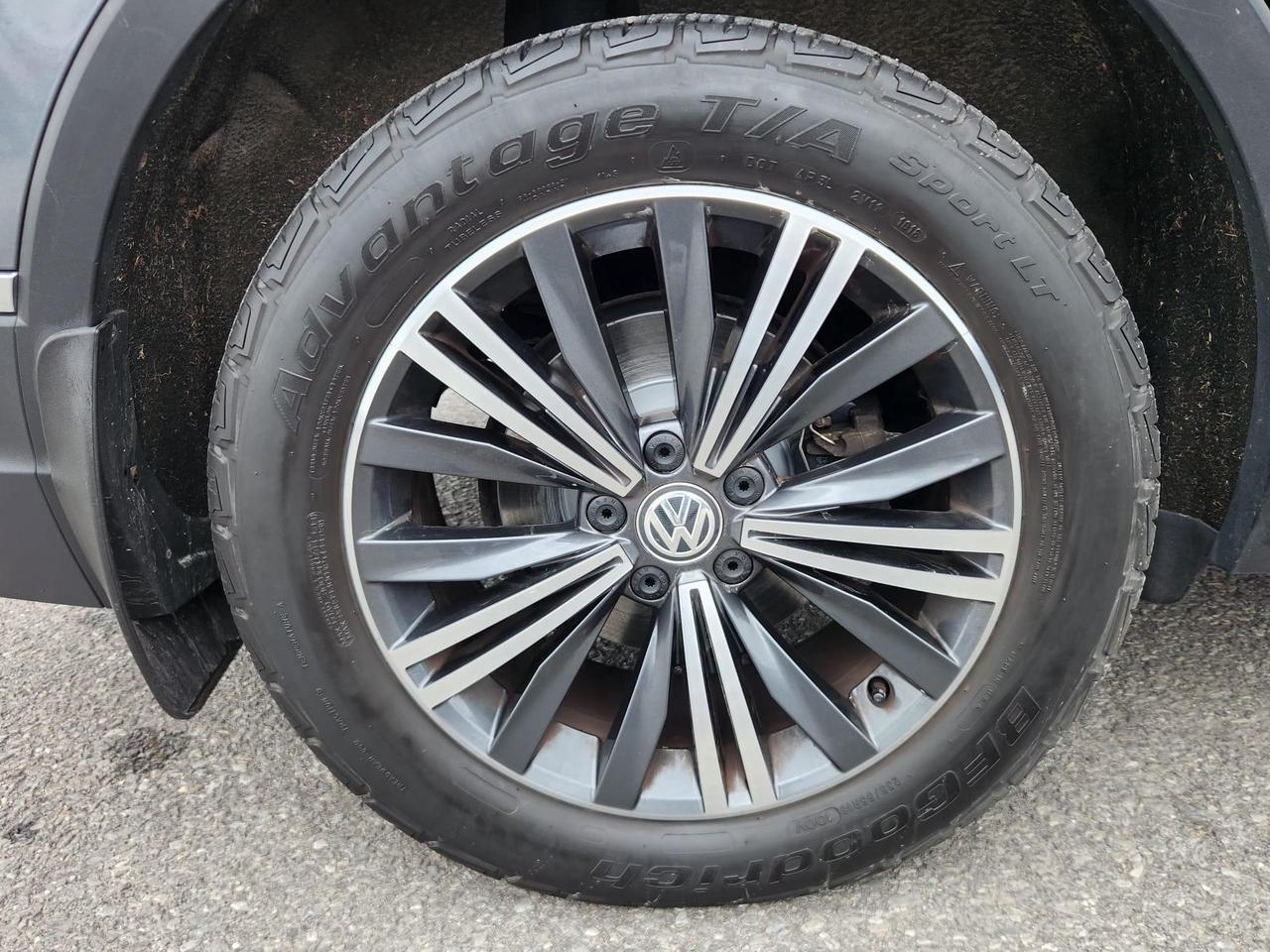 2018 Volkswagen Tiguan Highline 4dr All-wheel Drive 4MOTION Photo