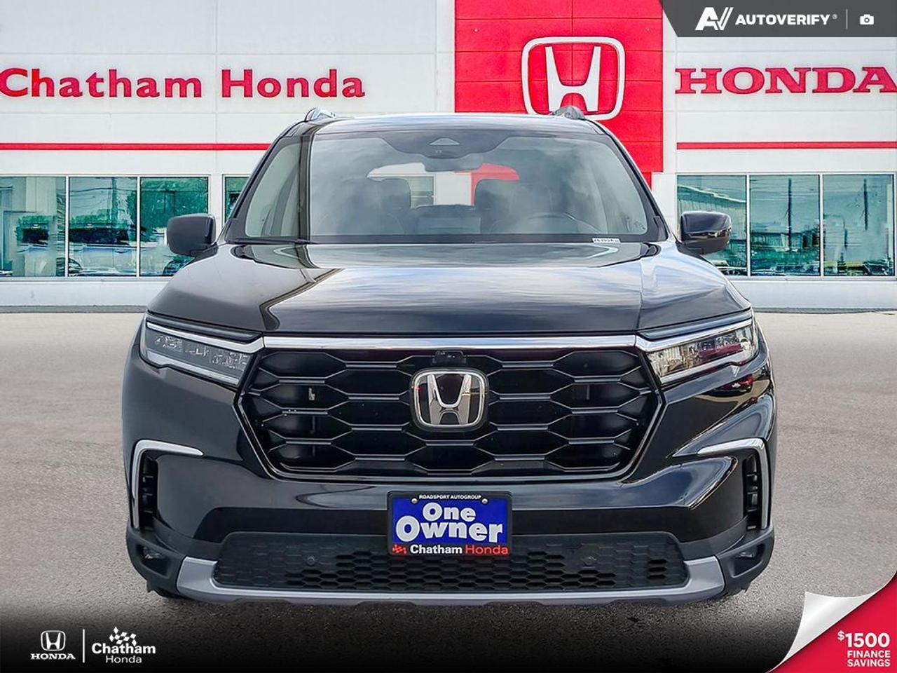 2023 Honda Pilot Touring AWD Photo