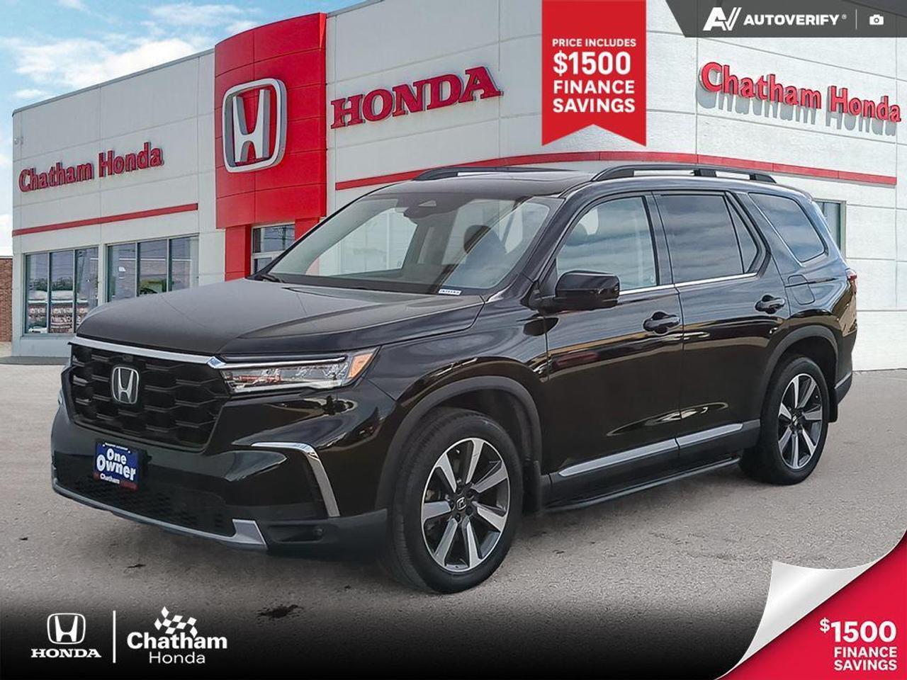 2023 Honda Pilot Touring AWD Photo0