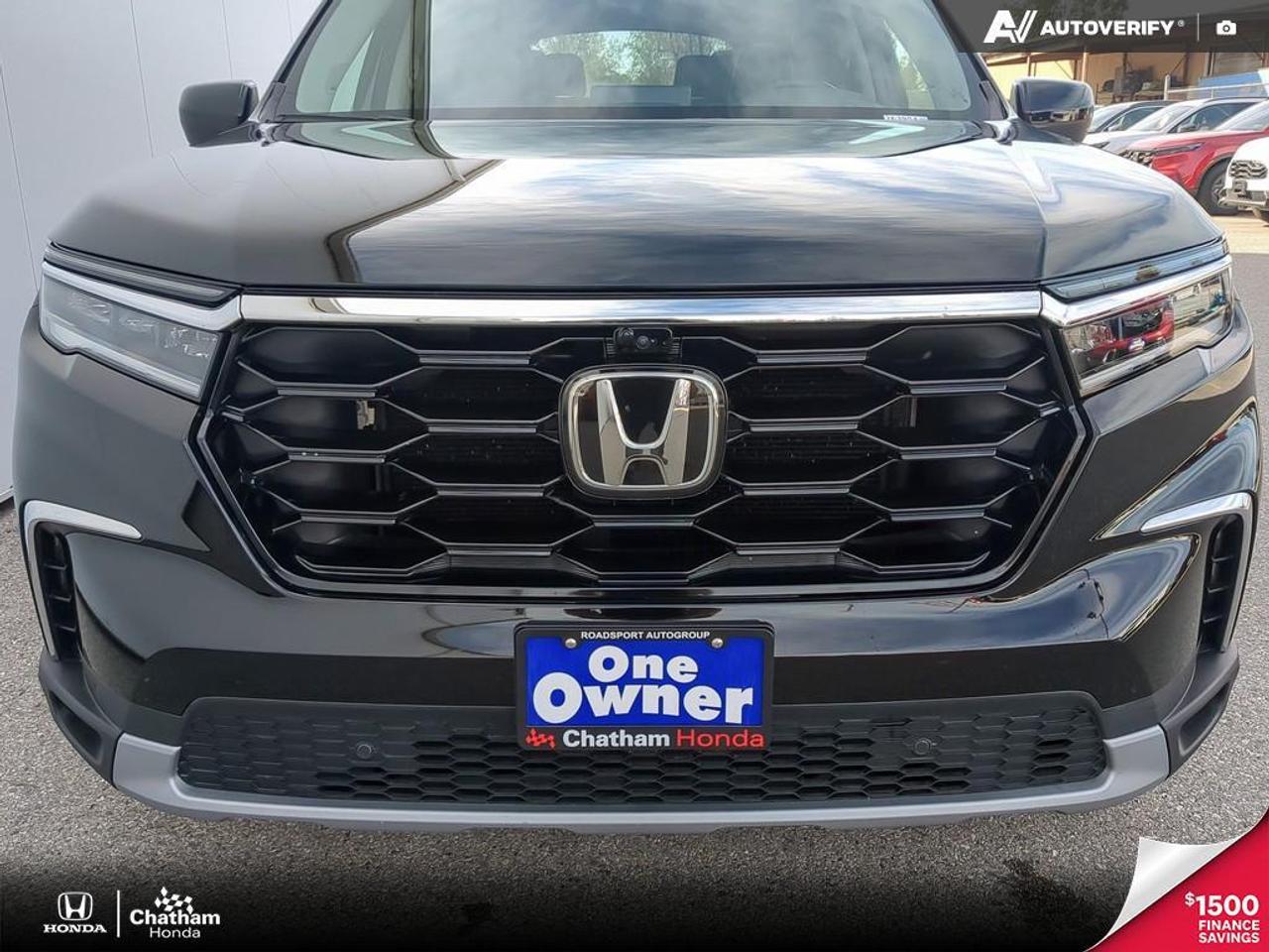 2023 Honda Pilot Touring AWD Photo