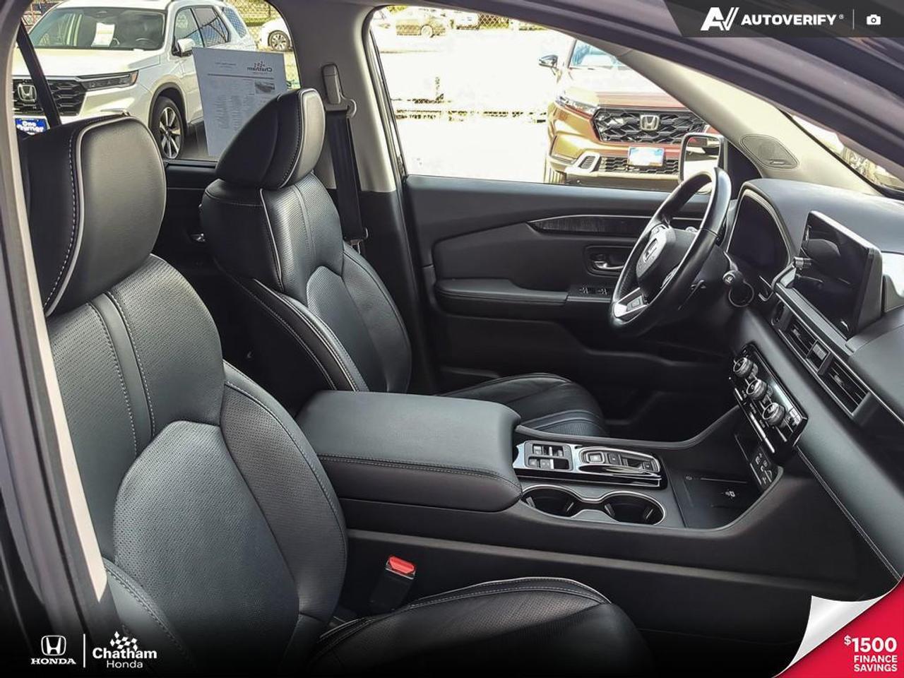 2023 Honda Pilot Touring AWD Photo