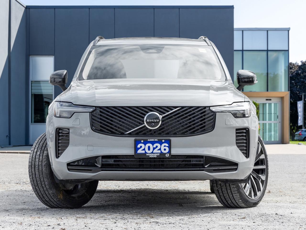 2026 Volvo XC90 B6 AWD PLUS 7-Seater  LOW MILEAGE  LIKE NEW  CPO Photo2