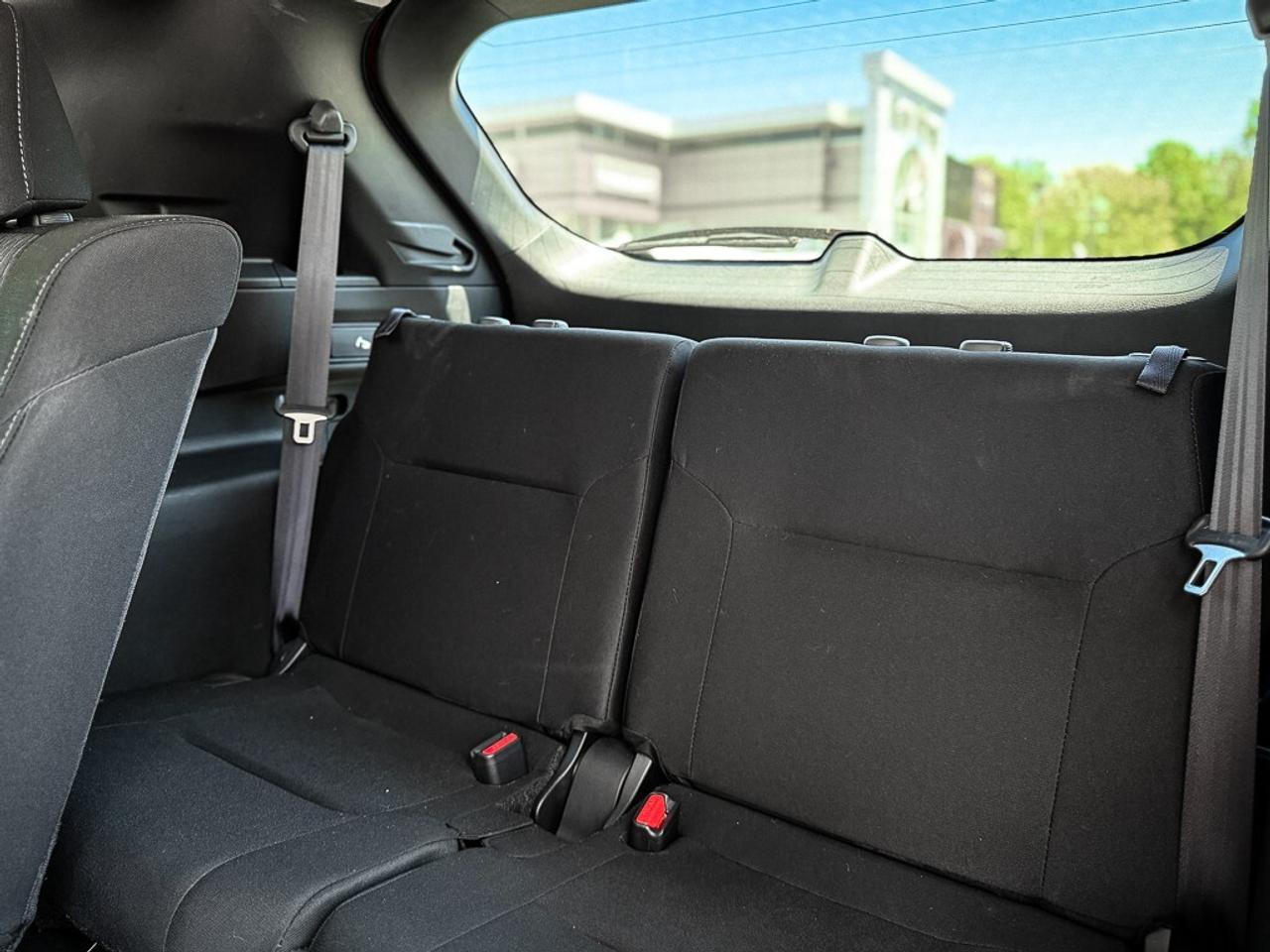 2025 Mitsubishi Outlander ES   AWD   HEATED SEATS   CARPLAY   BLINDSPOT Photo