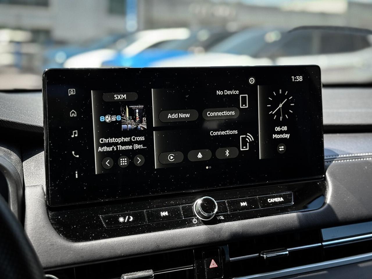 2025 Mitsubishi Outlander ES   AWD   HEATED SEATS   CARPLAY   BLINDSPOT Photo