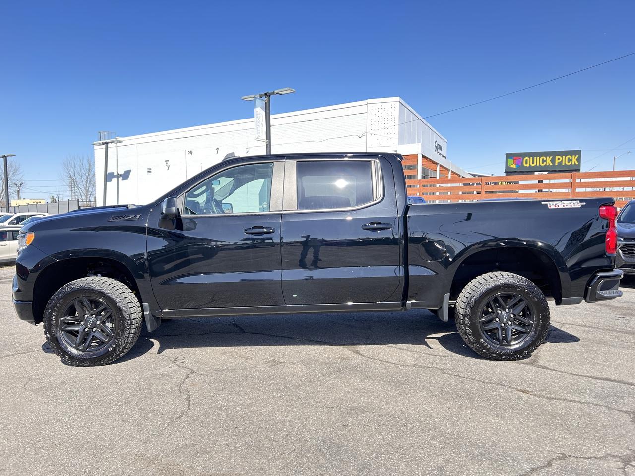 2024 Chevrolet Silverado Crew LT Trailboss 4W Photo