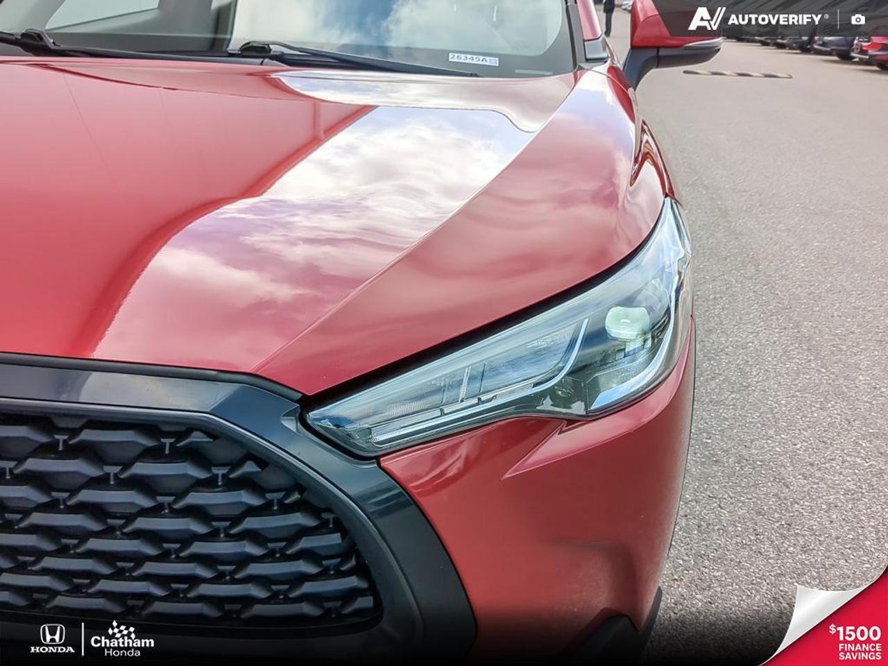 2022 Toyota Corolla Cross LE AWD Photo
