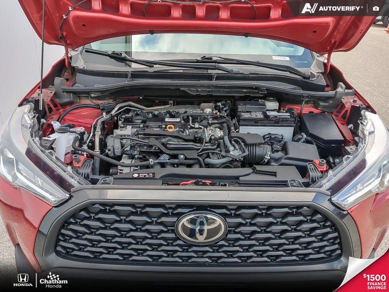 2022 Toyota Corolla Cross LE AWD Photo