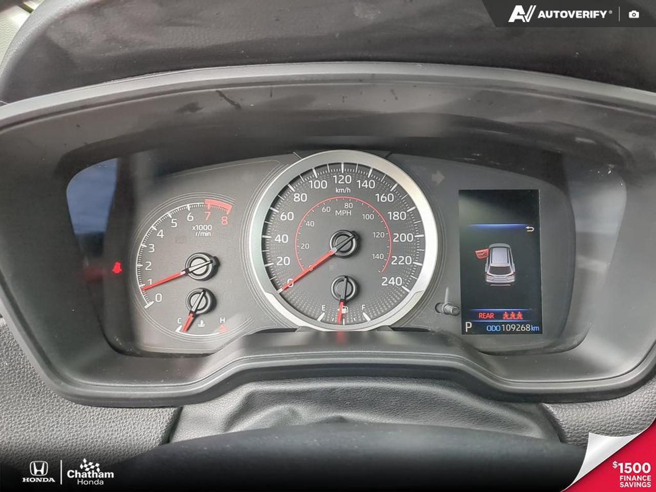 2022 Toyota Corolla Cross LE AWD Photo