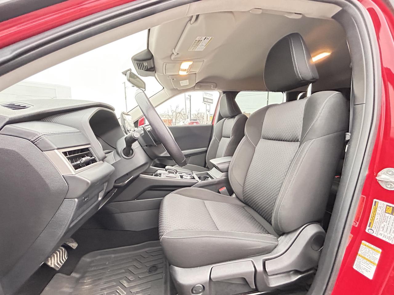 2022 Mitsubishi Outlander ES Photo