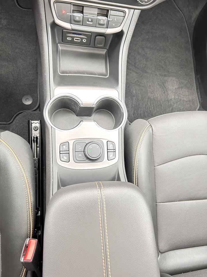 2024 GMC Terrain SLT AWD Photo