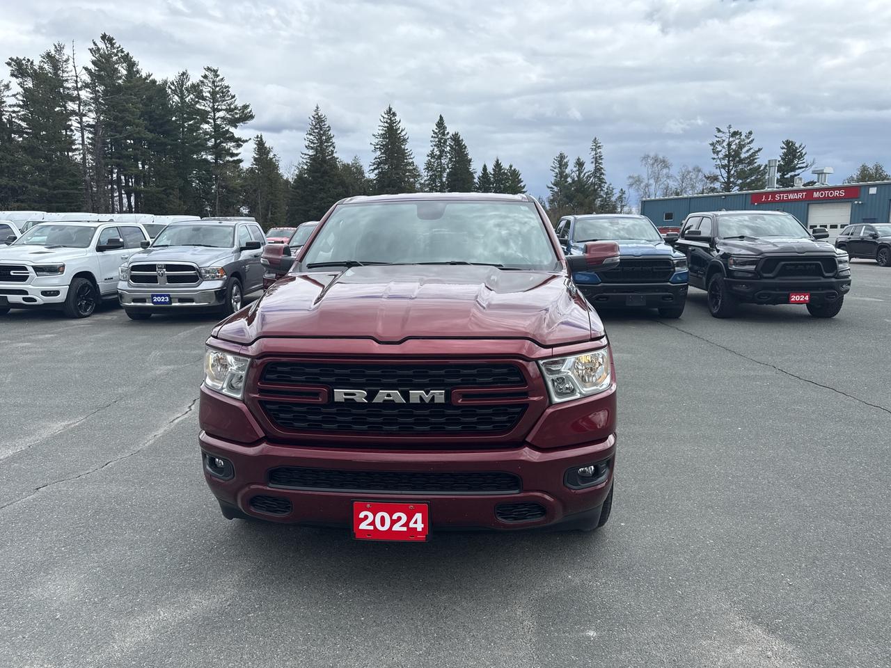 2024 RAM 1500 Big Horn Photo
