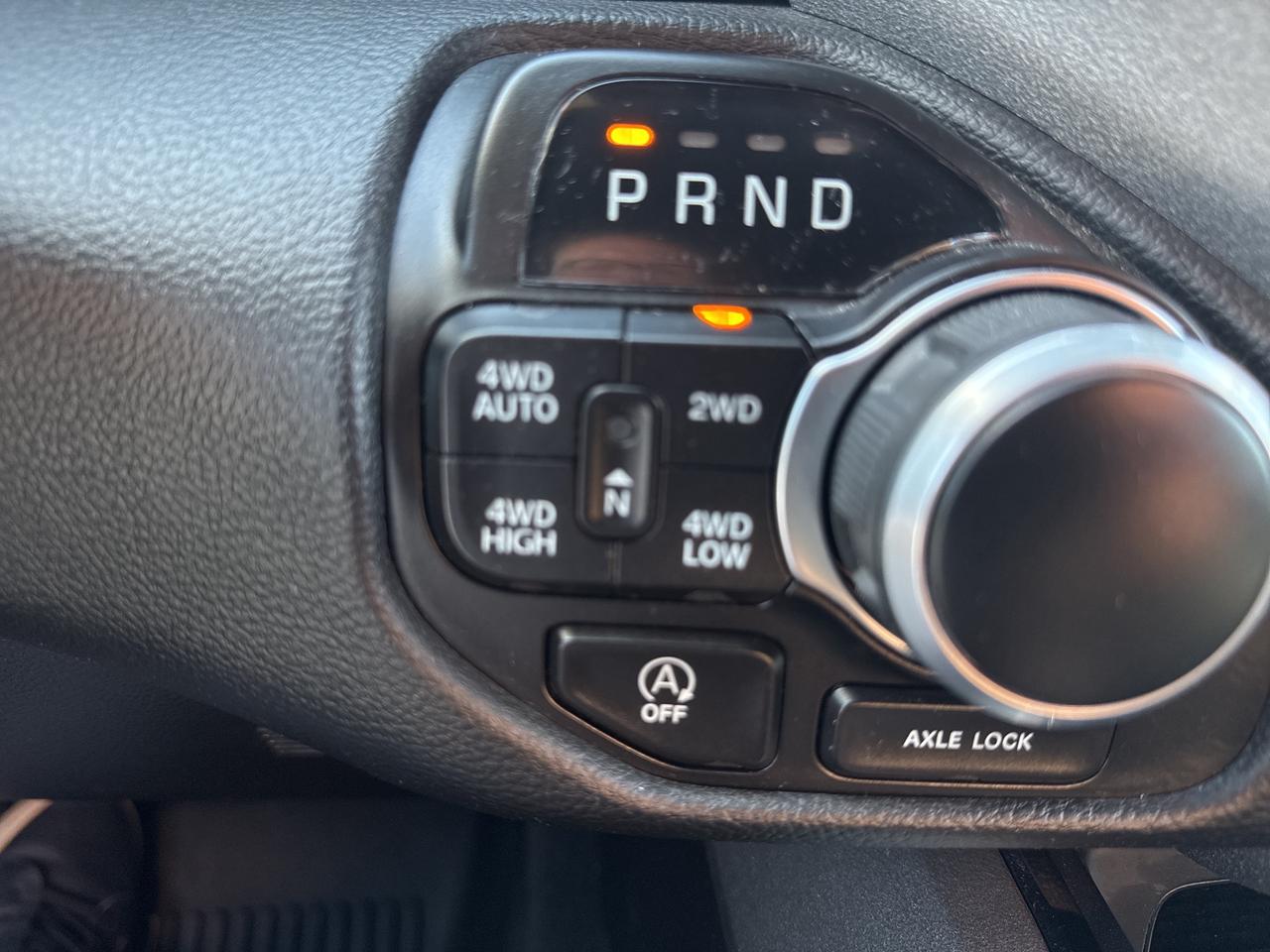 2024 RAM 1500 Big Horn Photo