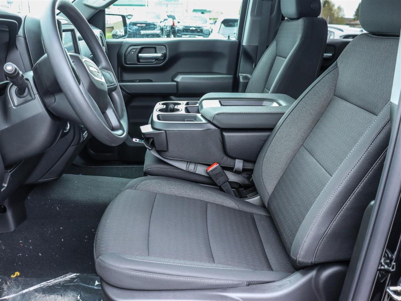 2026 GMC Sierra 1500 Crew Cab Short Box 4-Wheel Drive Pro Photo