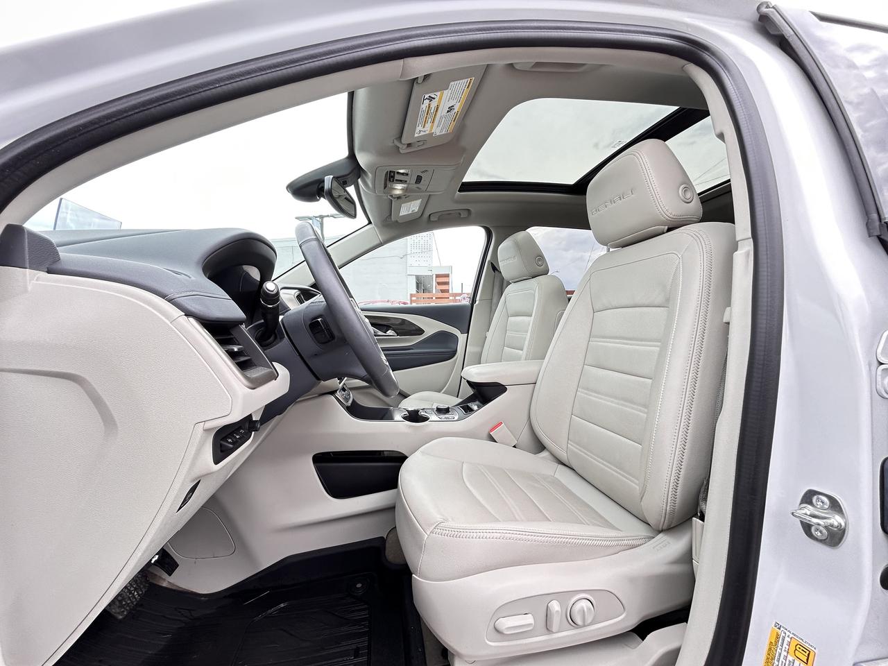 2024 GMC Terrain DENALI AWD Photo