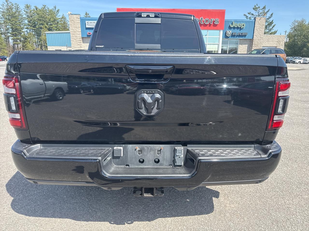 2022 RAM 3500 Limited Photo