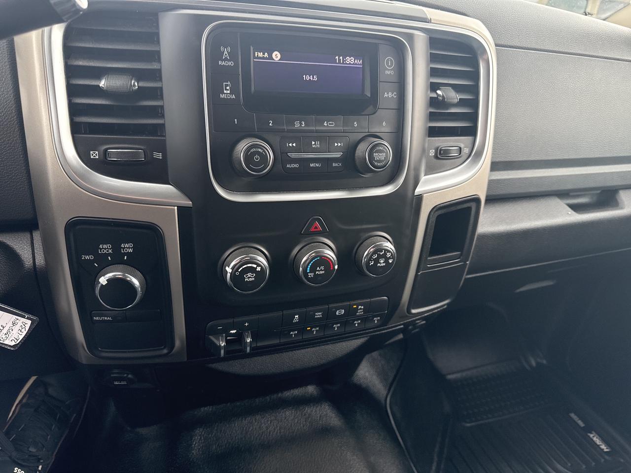 2018 RAM 3500 SLT Photo
