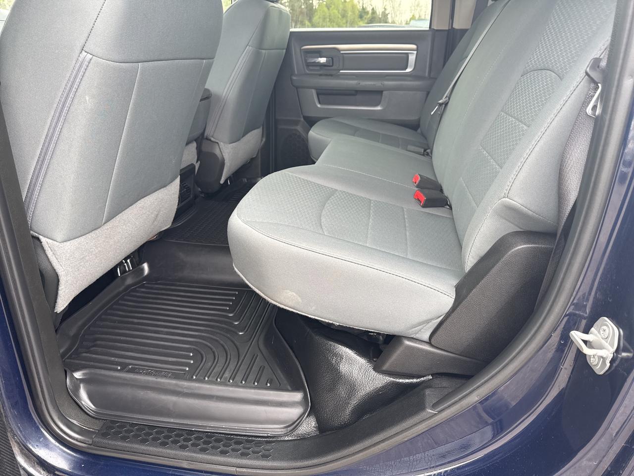 2018 RAM 3500 SLT Photo