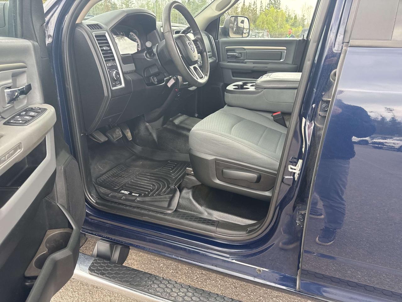 2018 RAM 3500 SLT Photo