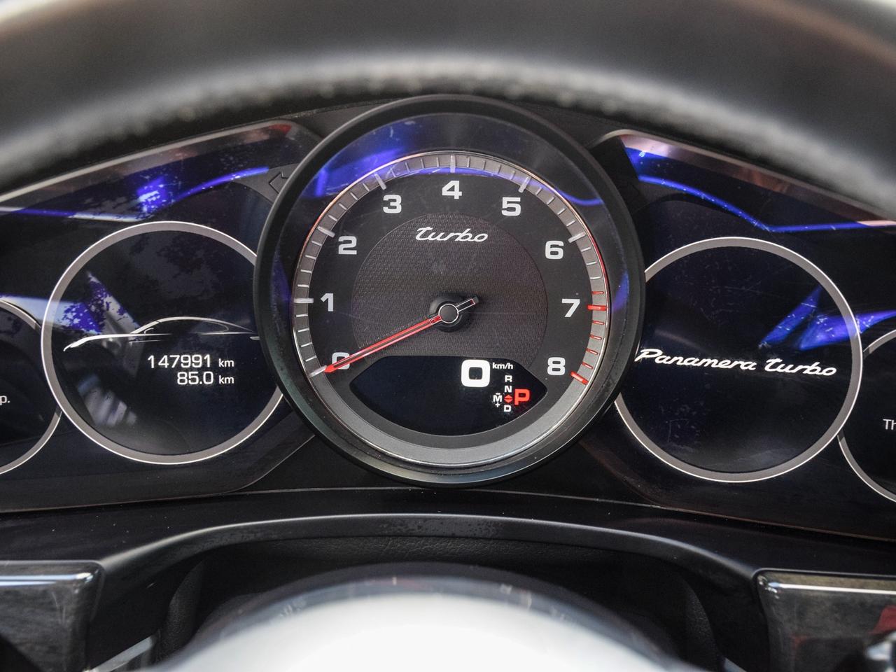 2017 Porsche Panamera Turbo Photo