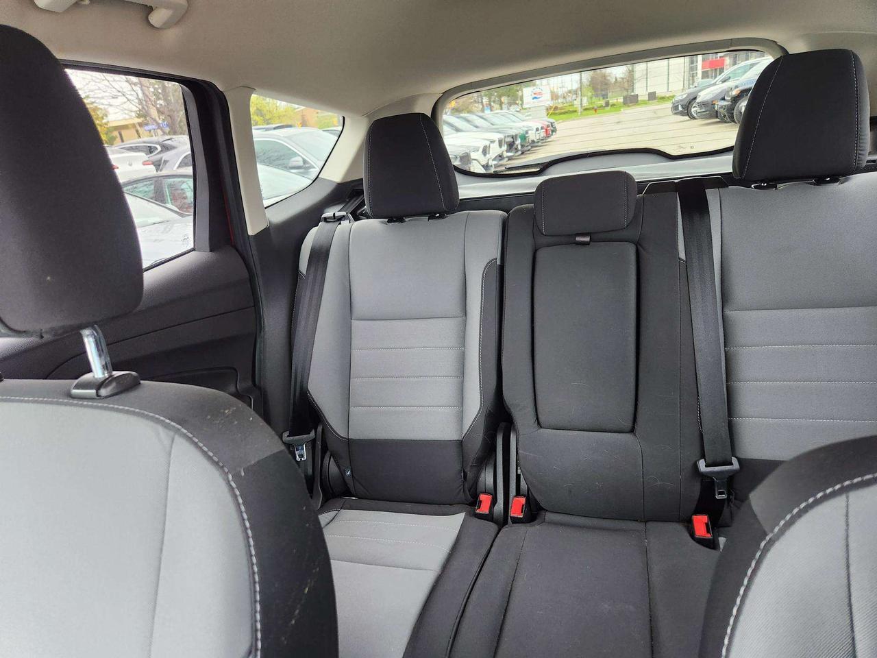 2016 Ford Escape SE 4WD, 201A PKG, NAVIGATION, NEW TIRES Photo