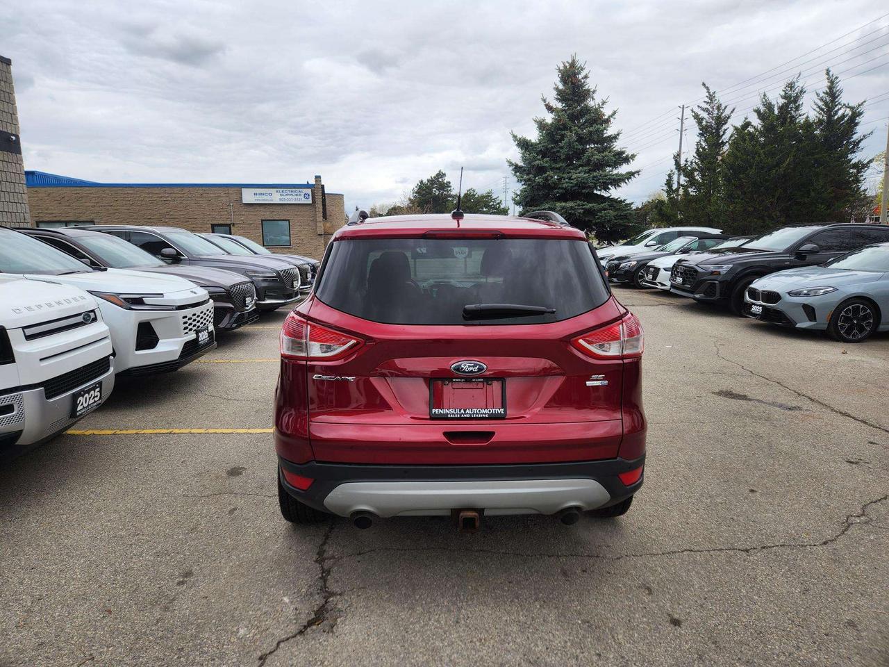 2016 Ford Escape SE 4WD, 201A PKG, NAVIGATION, NEW TIRES Photo