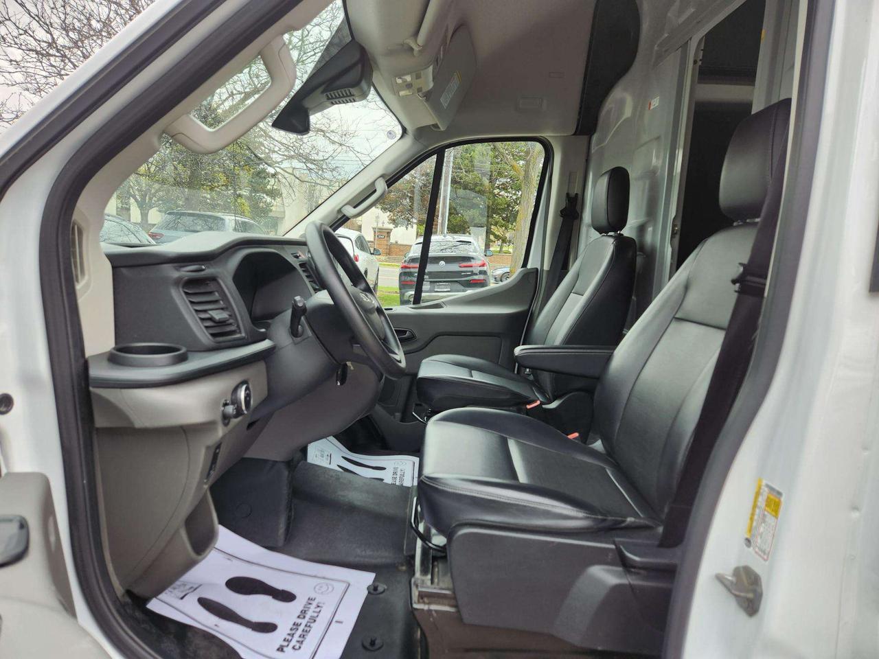 2025 Ford Transit Cargo Van AWD, 148 HIGH ROOF, 3.5PFDI V6, 9150GVWR Photo3