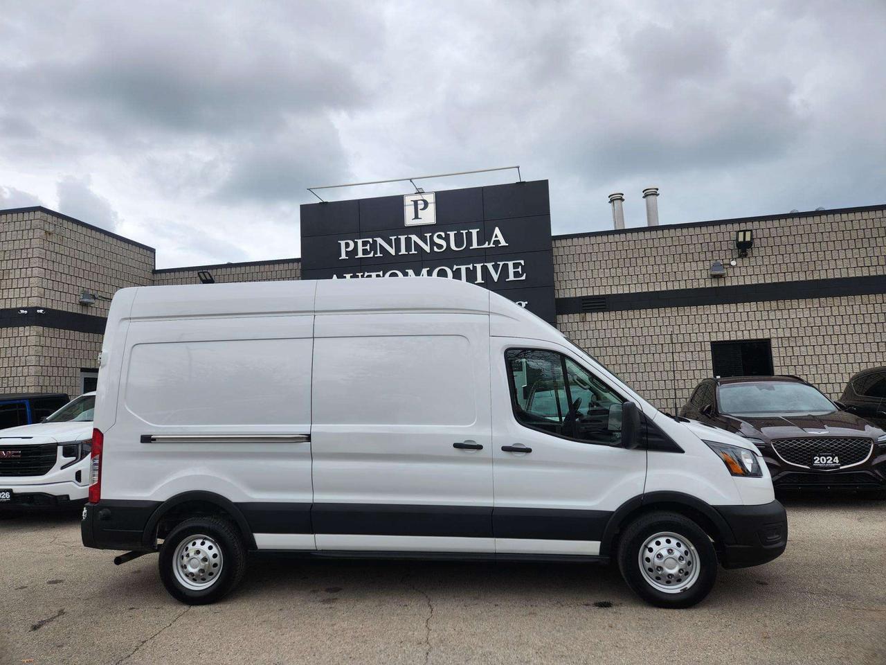 2025 Ford Transit Cargo Van AWD, 148 HIGH ROOF, 3.5PFDI V6, 9150GVWR Photo2