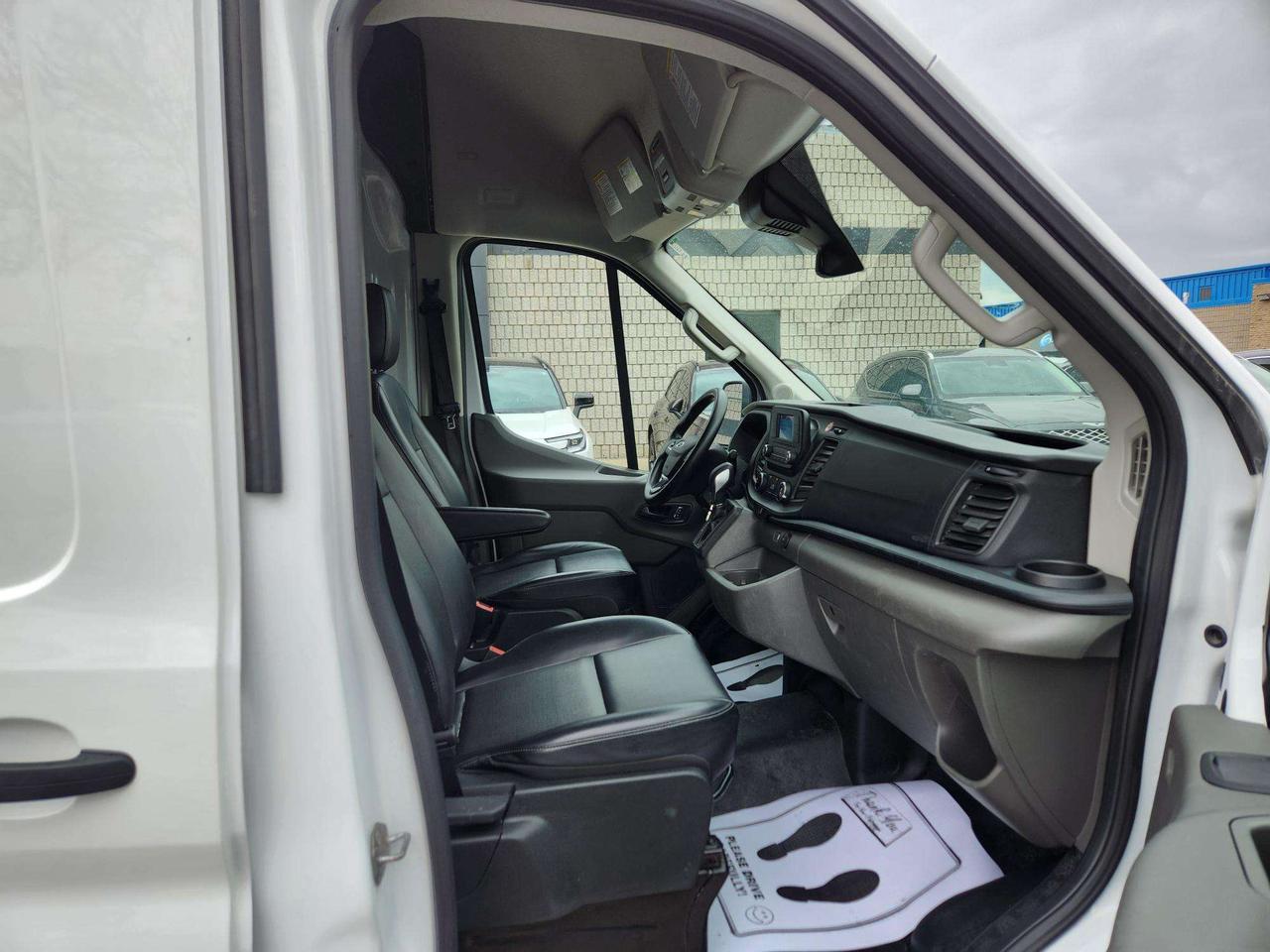 2025 Ford Transit Cargo Van AWD, 148 HIGH ROOF, 3.5PFDI V6, 9150GVWR Photo