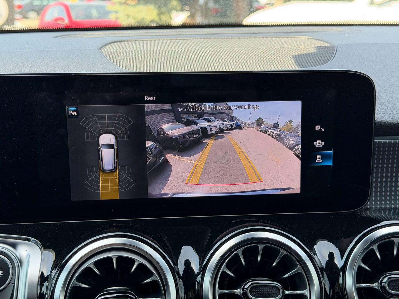 2023 Mercedes-Benz AMG GLB 35 GLB 250, PREMIUM PKG, NAVI PKG,ACTIVE PARK ASSIST, Photo