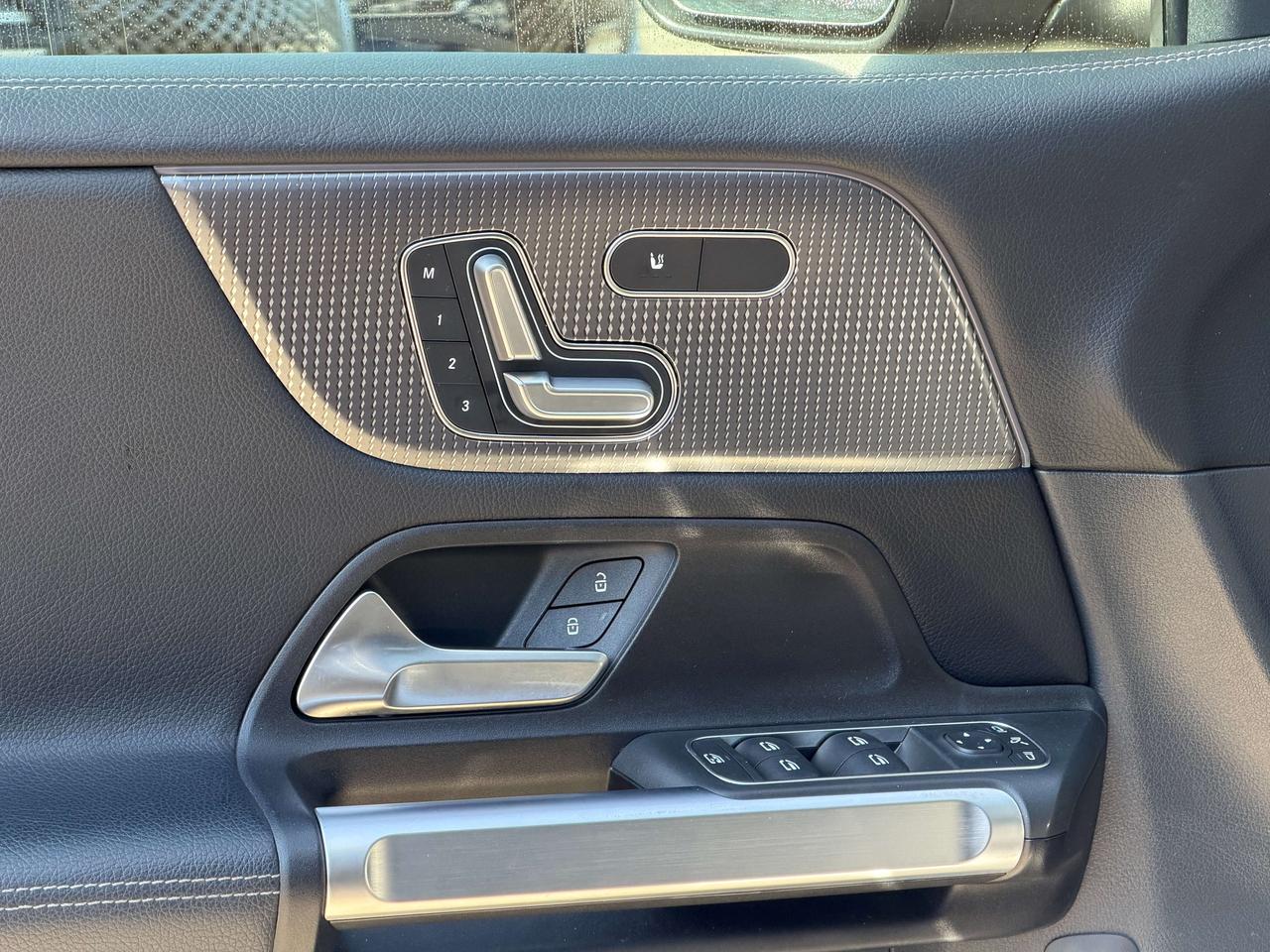 2023 Mercedes-Benz GLB GLB 250, PREMIUM PKG, NAVI PKG,ACTIVE PARK ASSIST, Photo