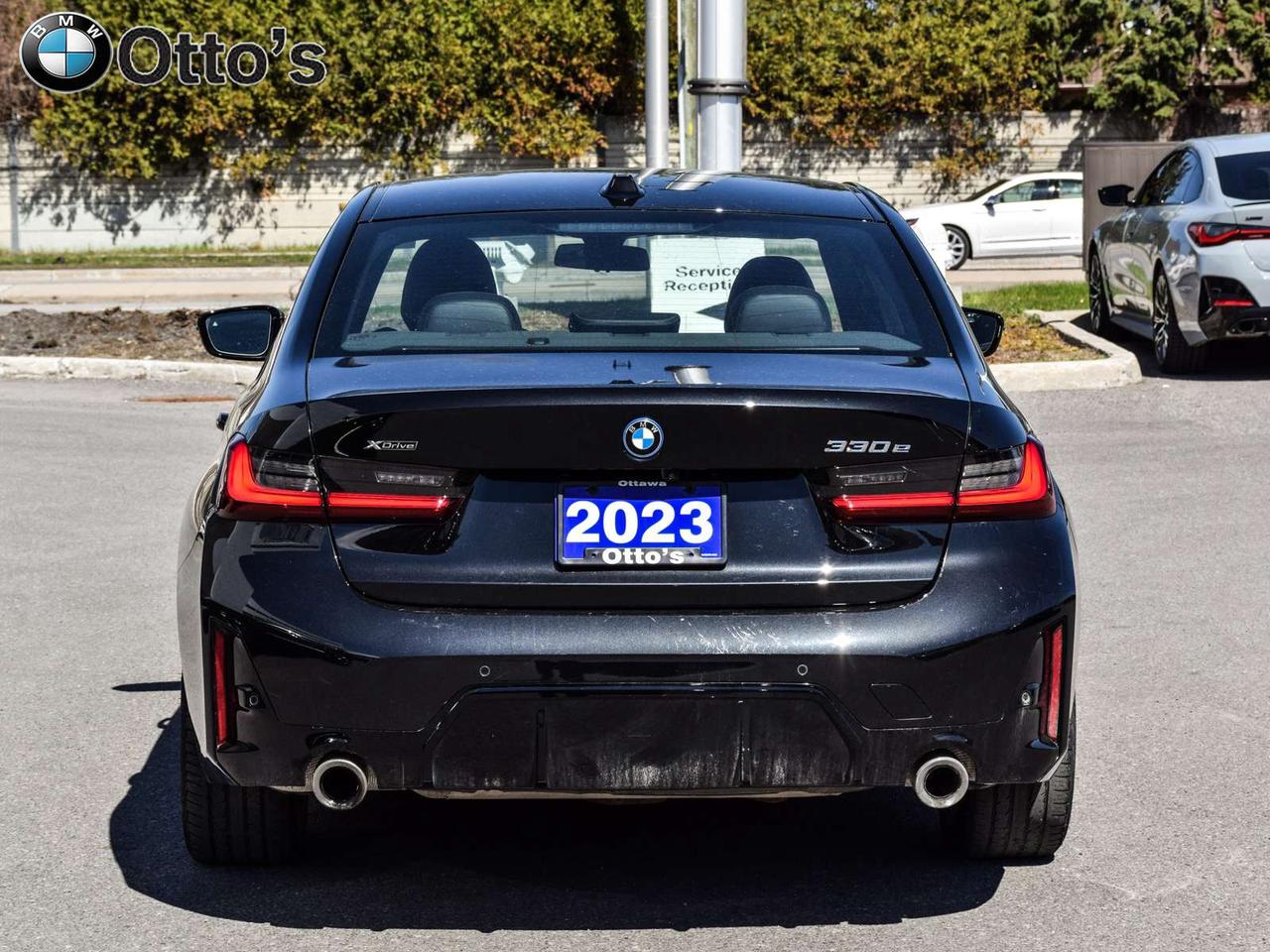 2023 BMW 3 Series xDrive Sedan Photo