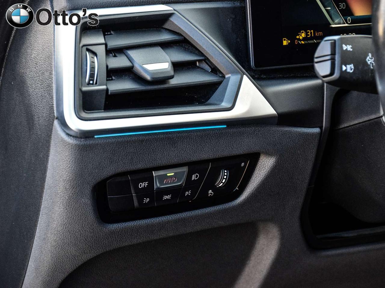 2023 BMW 3 Series xDrive Sedan Photo