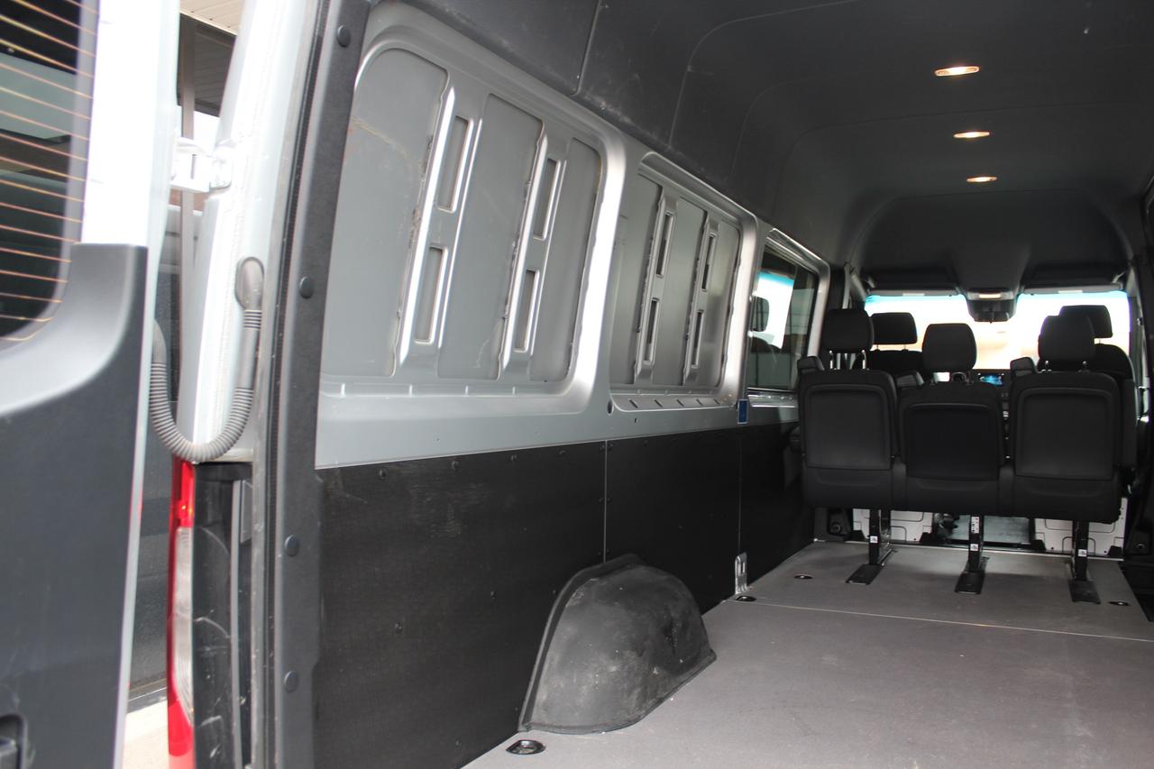 2023 Mercedes-Benz Sprinter CREW VAN" - "5 PASS" - "DIESEL" - "170 FULL SIZE Photo
