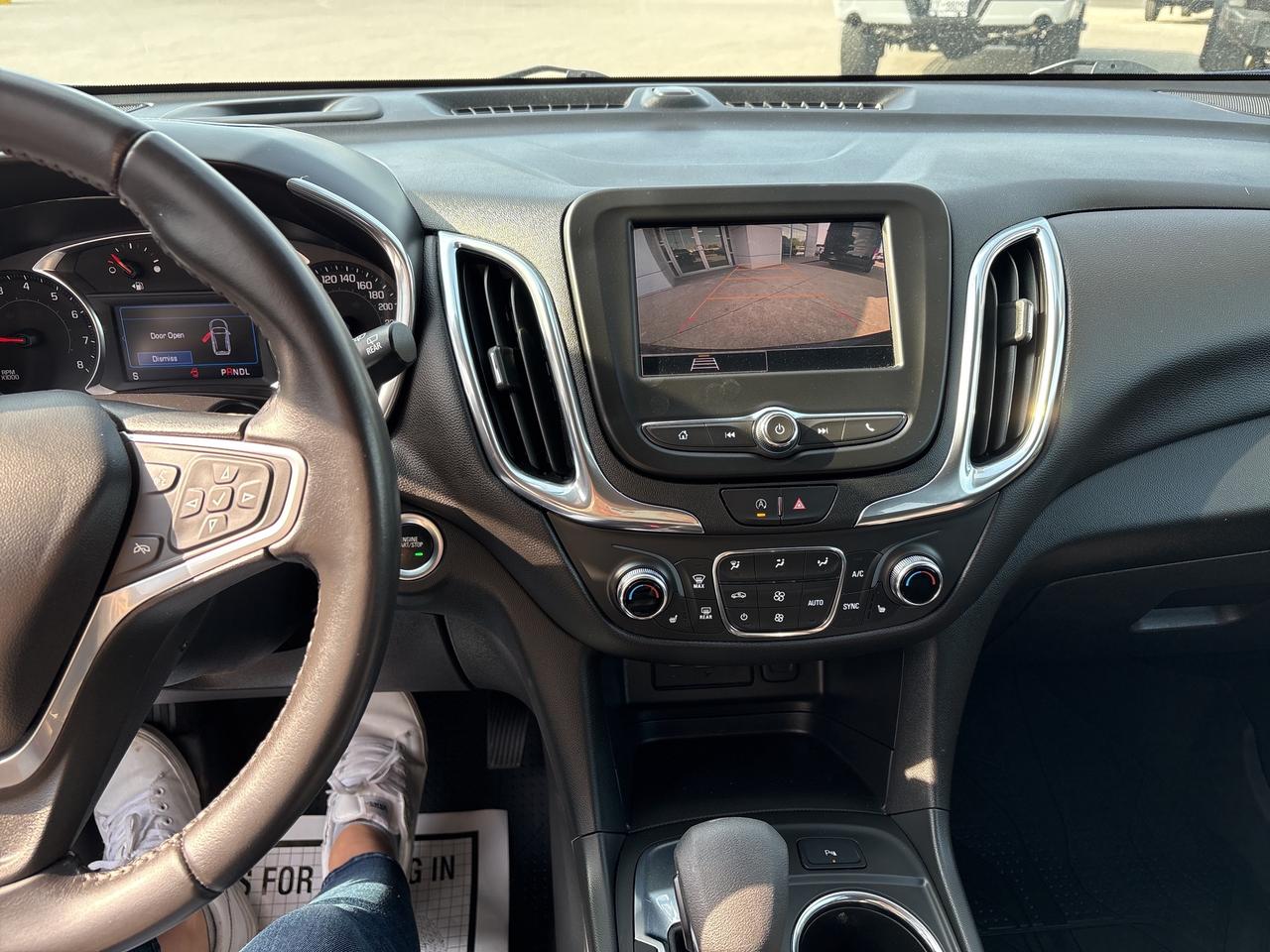 2022 Chevrolet Equinox LT Photo
