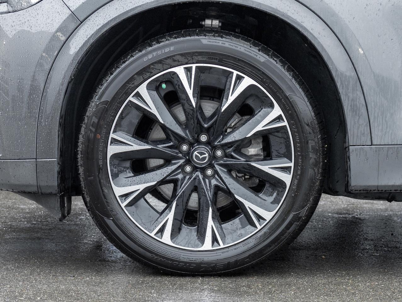 2024 Mazda CX-90 MHEV Signature   MHEV Inline-6   AWD   Top of the line Photo