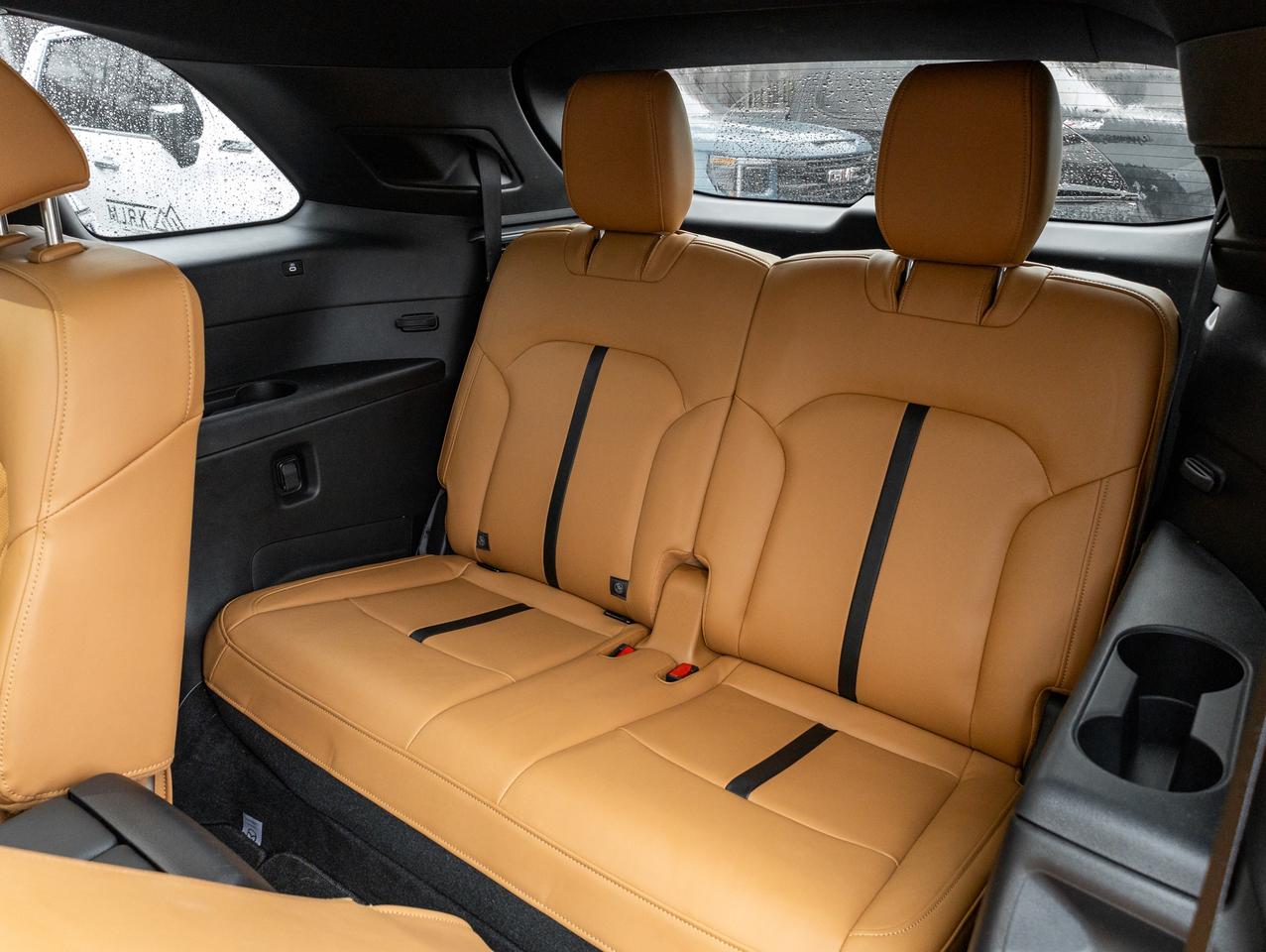 2024 Mazda CX-90 MHEV Signature   MHEV Inline-6   AWD   Top of the line Photo