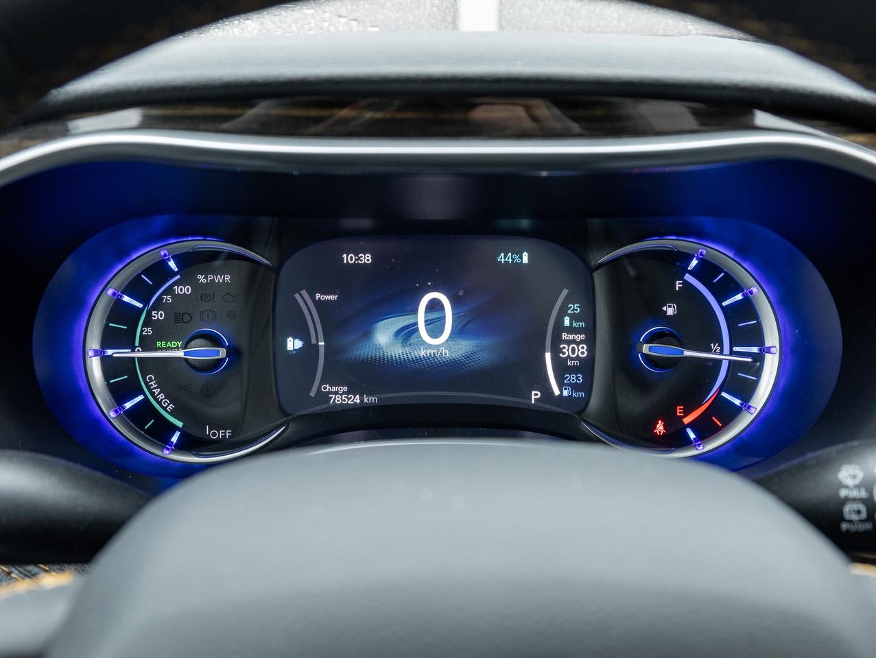 2023 Chrysler Pacifica Hybrid Pinnacle – Plug-In Hybrid   Loaded   Panoramic Roo Photo