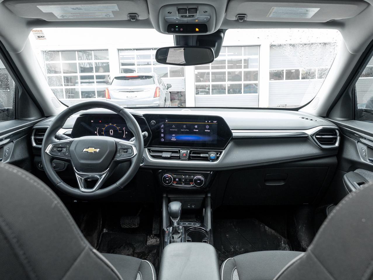 2024 Chevrolet TrailBlazer AWD – True North   Sunroof   Heated Seats Photo