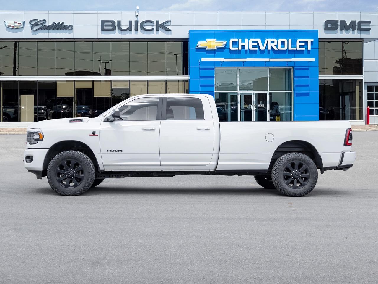 2022 RAM 3500 Crew Cab Long Bed   Diesel   Night Edition Photo2
