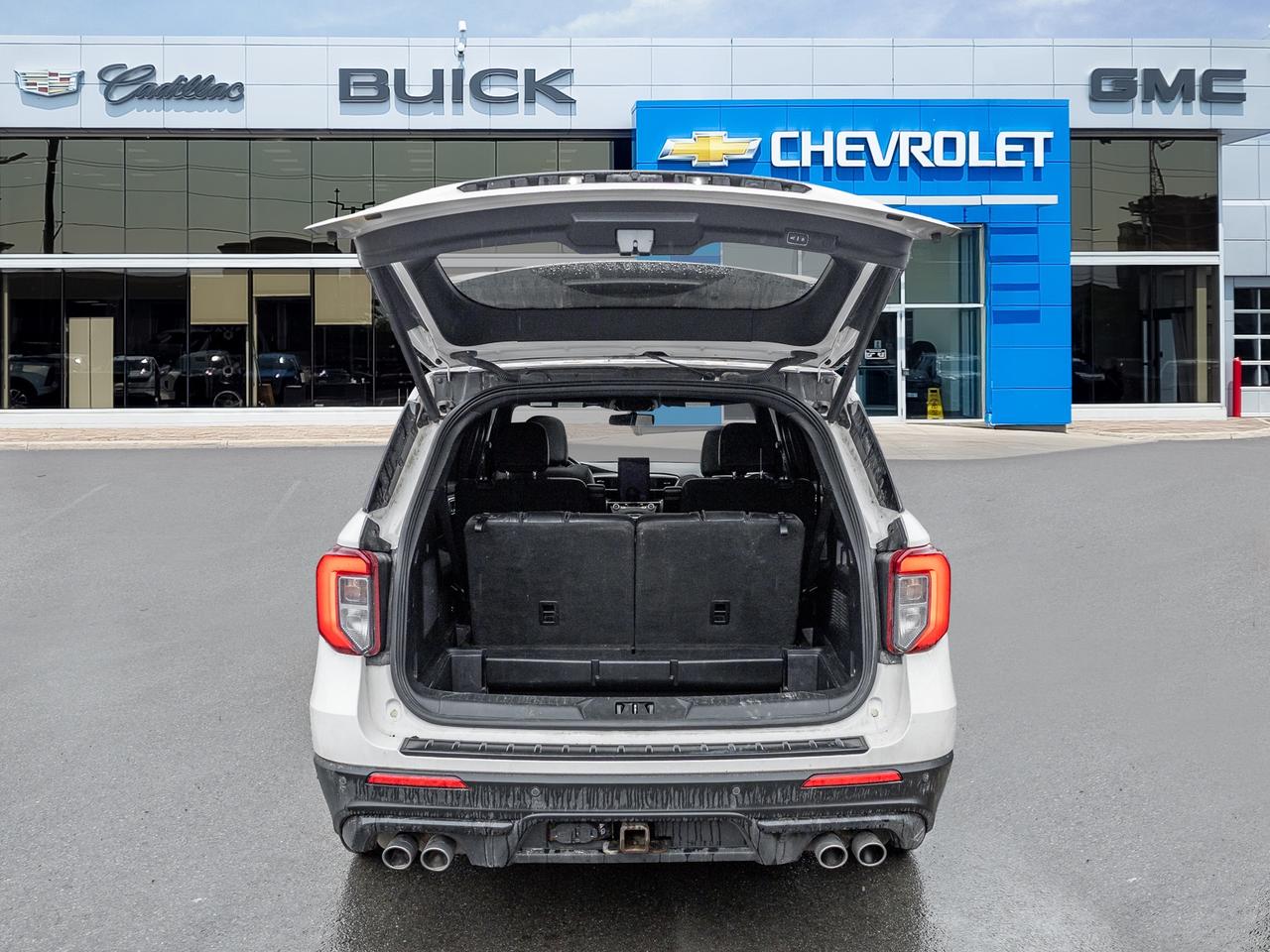 2022 Ford Explorer V6   Premium Package   CLEAN CARFAX Photo