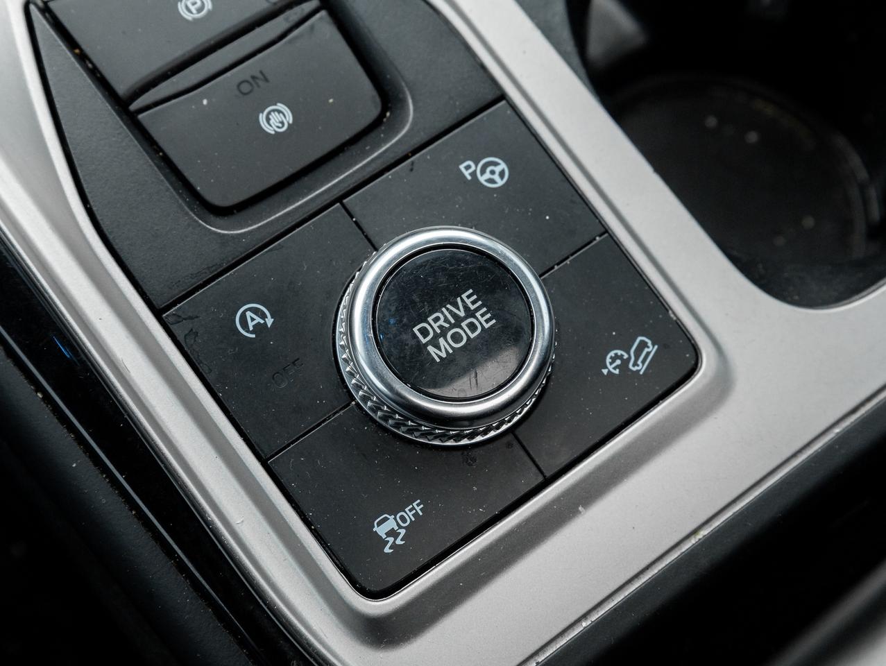 2022 Ford Explorer V6   Premium Package   CLEAN CARFAX Photo